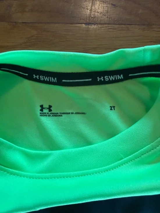 Under Armour Rashgard - Picture 2 of 4